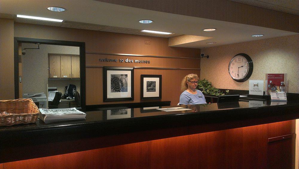 Hampton Inn Des Moines-Airport Kültér fotó