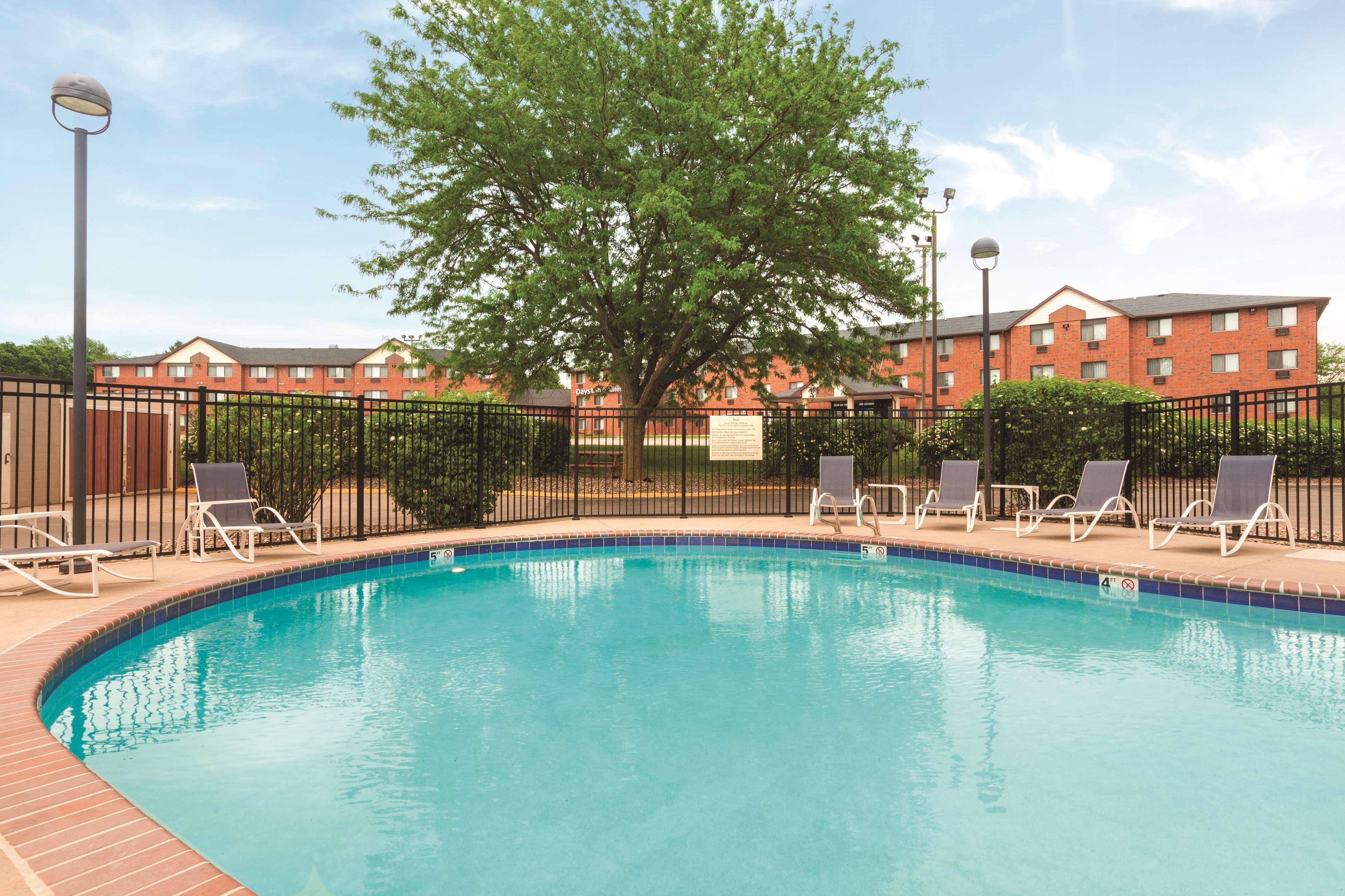 Hampton Inn Des Moines-Airport Kültér fotó