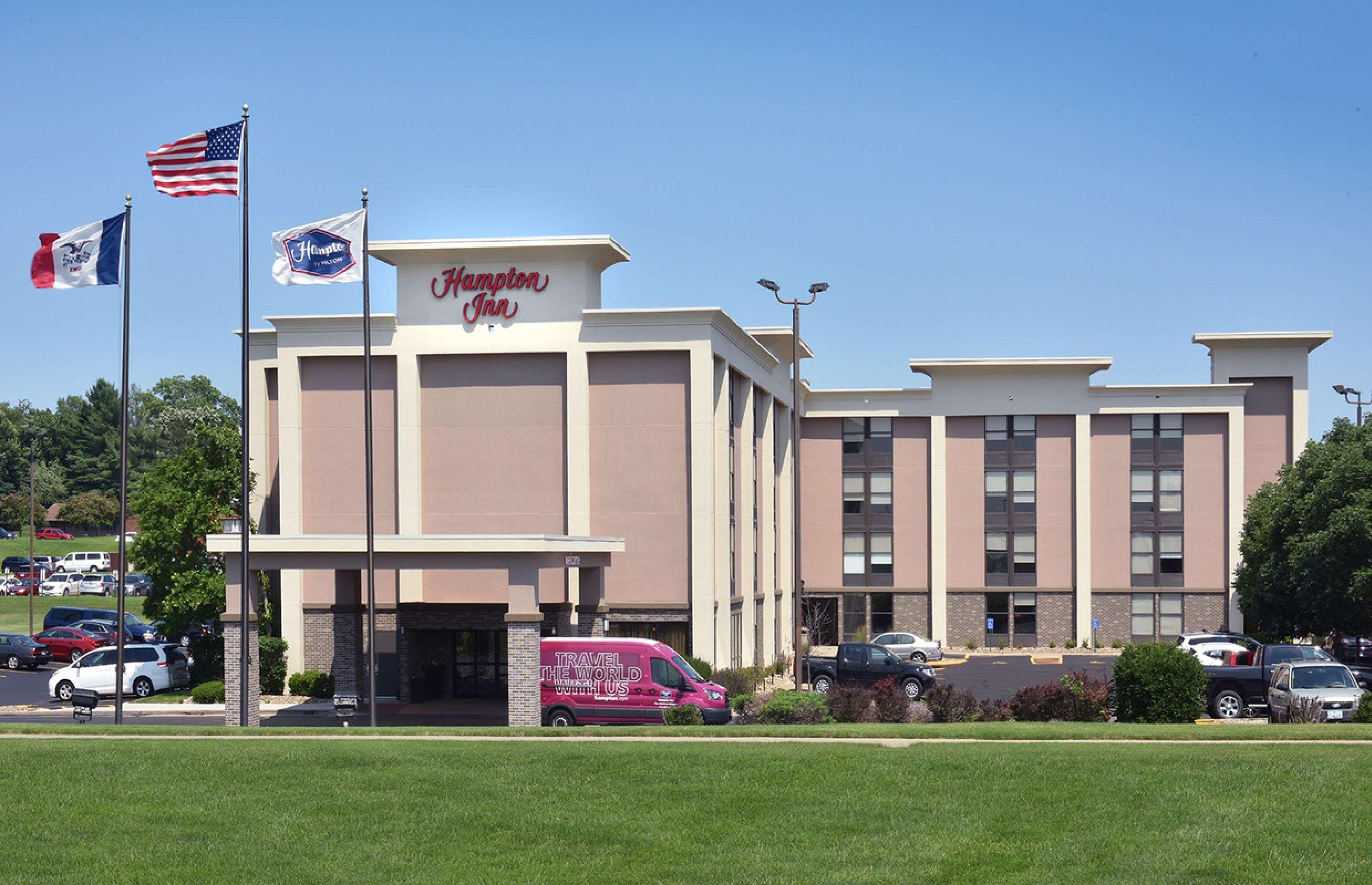 Hampton Inn Des Moines-Airport Kültér fotó